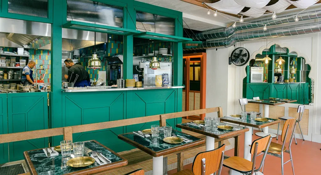 Delhi Bazaar in Paris 